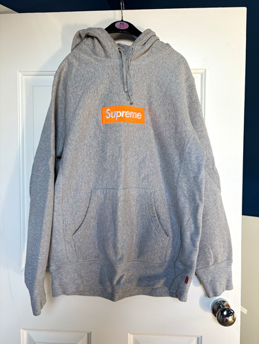 Supreme grey box logo - supreme,