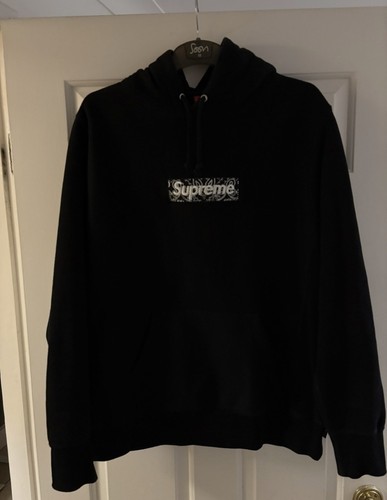 Supreme bandana box logo