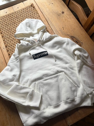 Supreme 10th anniversary paris - anniversary,